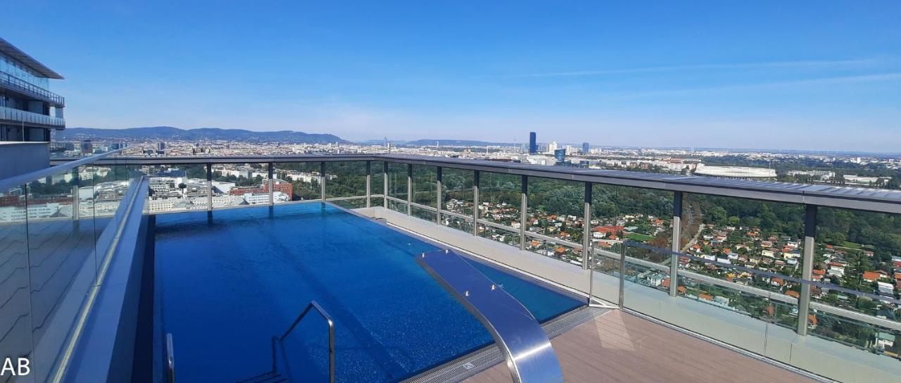 Superior Apartment & Rooftop Pool Wien Eksteriør bilde